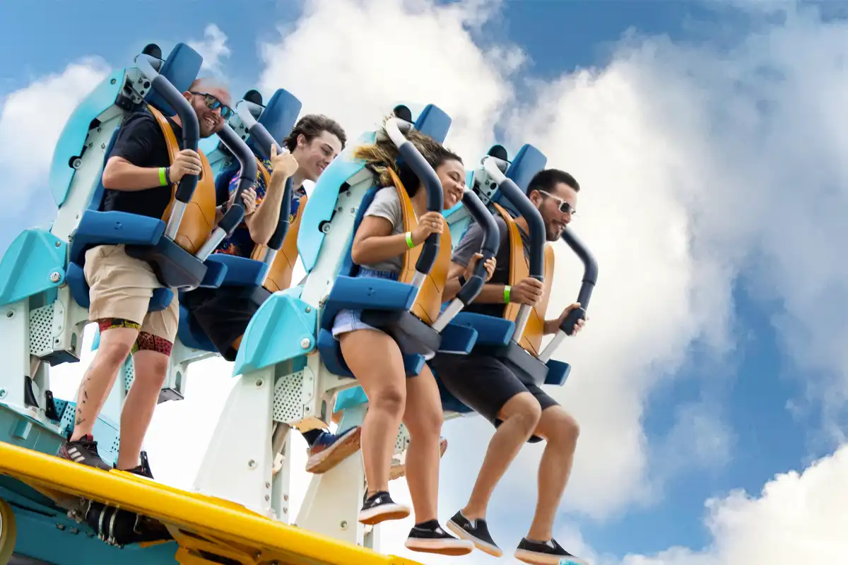 SeaWorld Orlando terá 1ª montanha-russa do mundo para surfar no ar