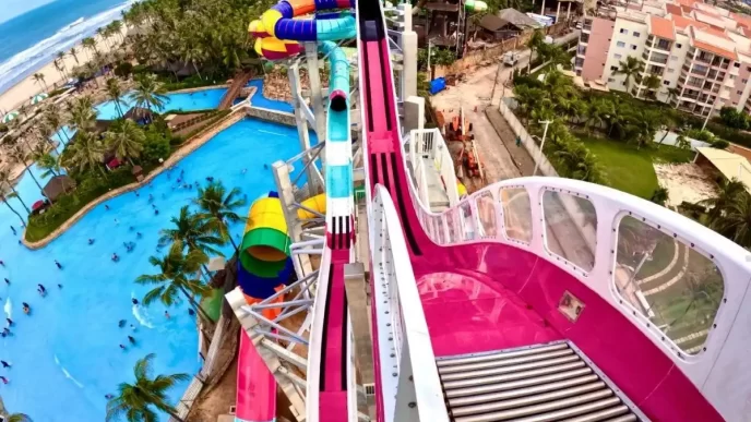 Surreal: Nova atração do Beach Park abre ao público