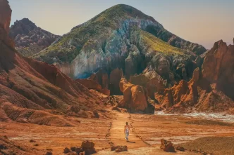 Aventura e cultura na Ilha de Páscoa e Deserto do Atacama no Chile