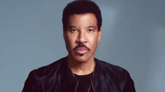 Lionel Richie é anunciado no The Town 2025. Venda geral de ingressos inicia em 27/05.