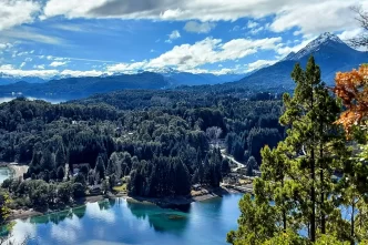 Villa La Angostura, em Neuquén (Foto: Francisco Ghisletti - Unsplash)