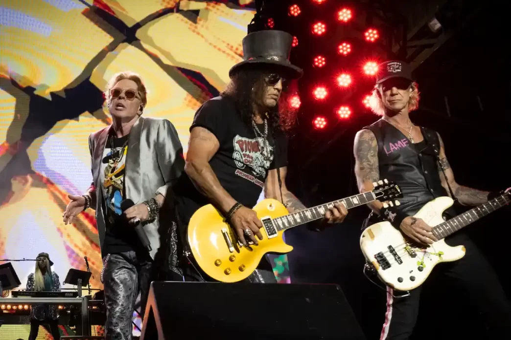 Guns N' Roses anuncia cinco shows no Brasil; datas e ingressos